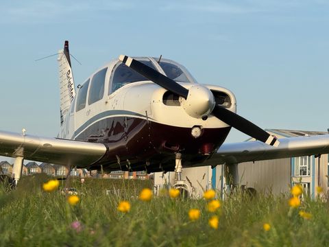 60 Minute Trial Lesson in a Piper PA28 (4 Seater)